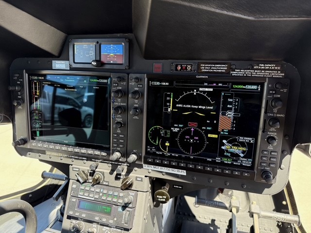 RotorcraftSl's tweet photo. 🚁 For Sale: 2021 Bell 505 – N879JC
Low-time, private configuration, and in exceptional condition. A perfect blend of performance and comfort.
📩 Contact us today for details. https://t.co/RjbexUKOnJ