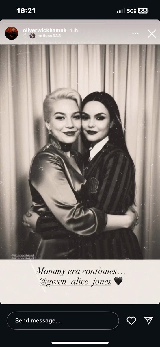 lesbianweems's tweet photo. so they were definitely gay at some point i just can’t prove it https://t.co/sksl35vgfq