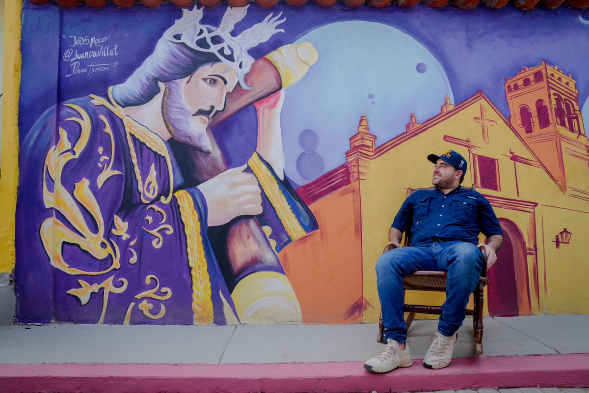 YamilHAranaP's tweet photo. 🎨 Cuando las cosas se hacen con cariño el resultado es maravilloso.

Así quedó el Callejón de La Relojera, el nuevo atractivo turístico de Mompox. Una belleza.

🖌️📱Son murales inteligentes que cobran vida al activar un código QR. Premiamos a 10 muralistas, en reconocimiento a su gran trabajo. 

Arte y tecnología para seguir potenciando a la Tierra de Dios.