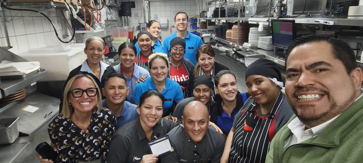 Eva Aguilar Lindenberger tweet media