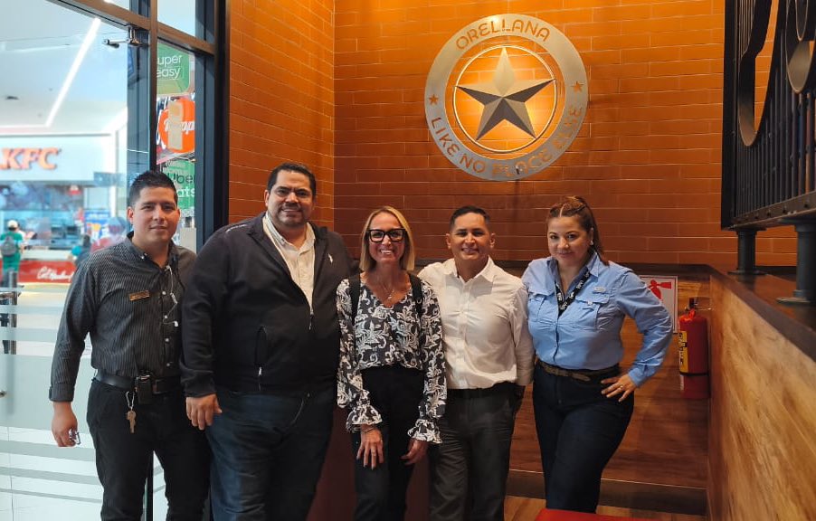 Eva Aguilar Lindenberger tweet media