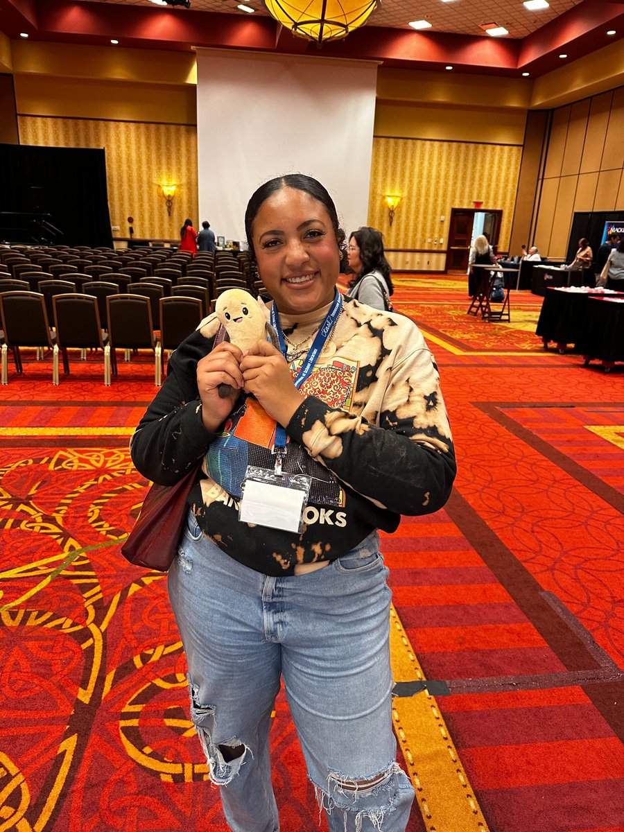 zoobeanreads's tweet image. What an amazing time at @tasltn&apos;s conference this year! Thanks to everyone who came to our session and visited our booth—we’re so glad we got to connect. 💜 #Beanstack #Librarians #BennySightings #BennytheBean #TASLCon25