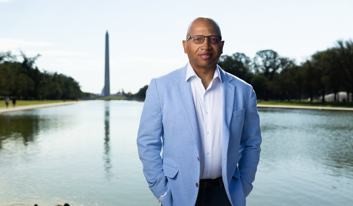 naacpmd_ecj's tweet photo. Congrats to our coalition partner, @DrEJ4DAPEOPLE at the #TheEJLab for his stellar contributions to Health, Environmental, and Climate Justice https://t.co/Eo5CyVA20H. We salute Dr. Wilson &amp; are grateful for his work to uplift THE PEOPLE! @ceejhcenter @BlackCaucusMD @heinzawards https://t.co/PEhSW1x9dE