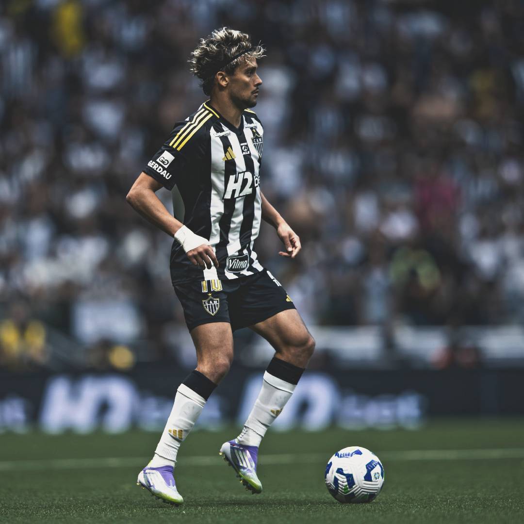 R10Score's tweet photo. Jogadores da Série A com mais assistências em jogos de mata-mata em 2025:

🇧🇷 Gustavo Scarpa: 5 🆙
🇦🇷 Tomás Cuello: 5
🇳🇱 Memphis Depay: 5

🔟🐔 https://t.co/C8u23LmCVm