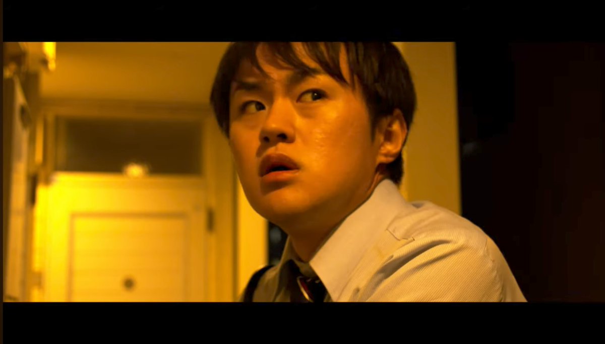 kichigaihakase's tweet photo. 短編ホラー『死者が見える弊害』をYouTubeで鑑賞。"見える"男性が小雨の降る夜道を歩いているとそこで目にしたのは。。。って、もし自分なら？そんな怖さを感じる一方で、観る人によっては"弊害"ではなく"恩恵"に思える可能性も？受け止め方で雰囲気も変わる2分ほどの作品。
https://t.co/4BNWaxwGO3 https://t.co/4yBhKTAIqY