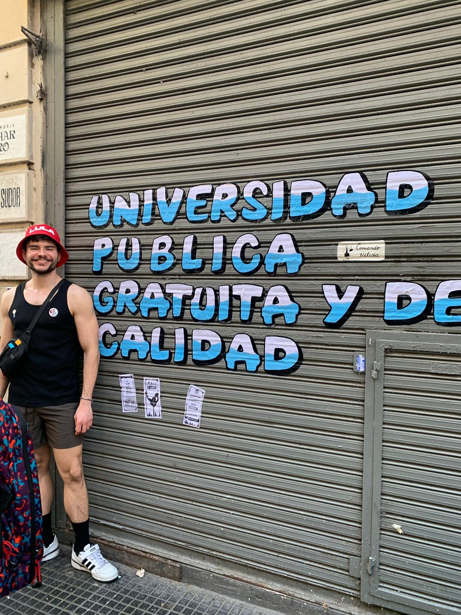 Luangbb's tweet photo. Karina es alta coimera!!! https://t.co/LRdggn2kol