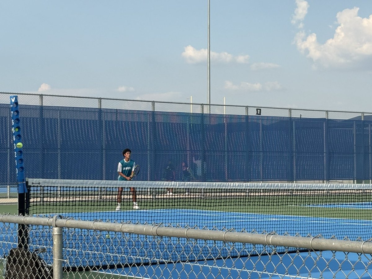 ACHS_ChargerTen's tweet photo. ACHS Tennis battled hard yesterday against Katy Freeman 💪🎾 Proud of our players for showing grit and determination on the court! https://t.co/7vcOLNVxPN