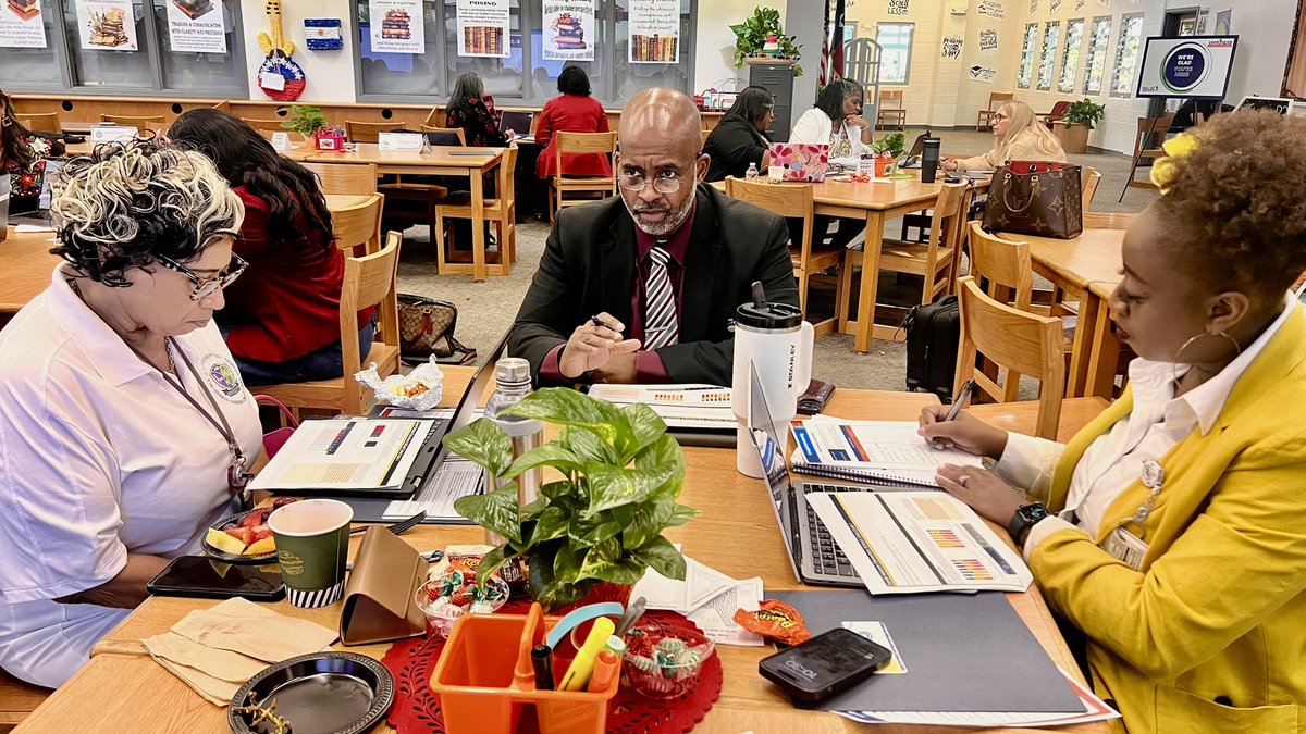 Maria P Molinares (Mapy) tweet media