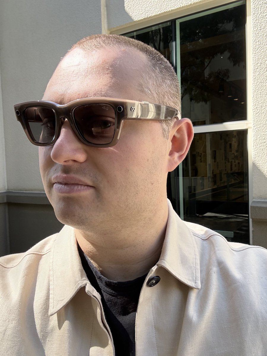 Mark Gurman tweet media