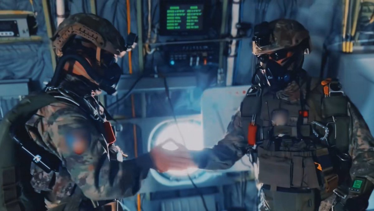 ColdJasonMF's tweet image. 🇨🇳PLAAF Airborne

#specialforces #airborne #PLA #airforce #tactical #military #specialwarfare