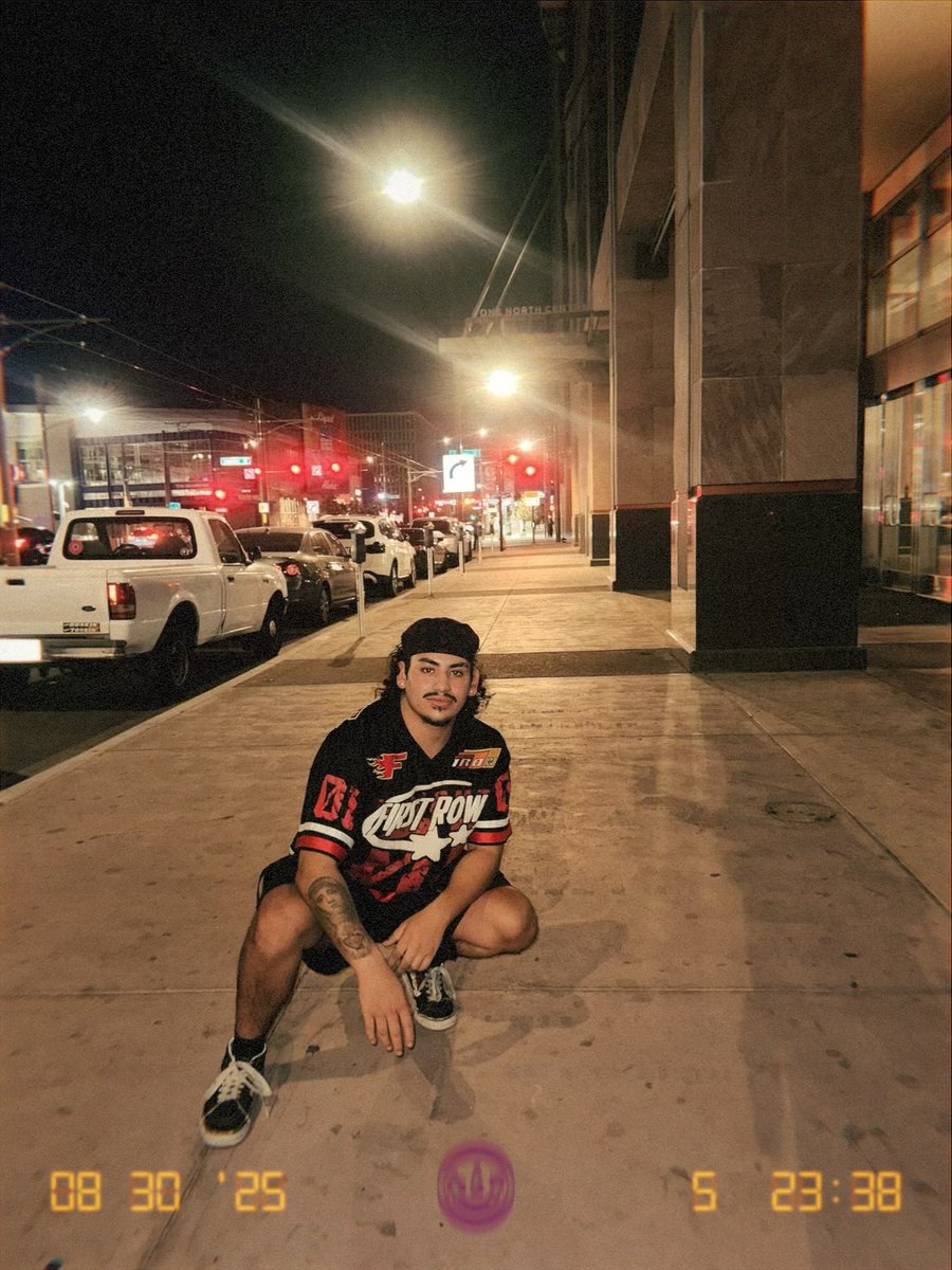 nitoo1230's tweet photo. Lemme bless ya feed rq 😘 https://t.co/we6ZM1AwLv