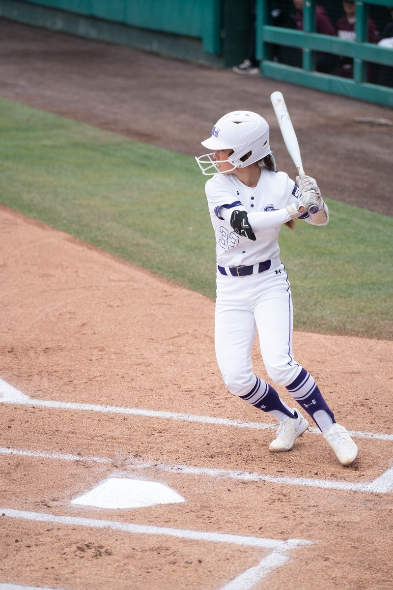 ellieevance's tweet photo. Tomorrow (Sept 18th) is Giving Day for SFA Athletics!!! 💜

No matter the size, every donation makes a difference for our program! The team with the most donors will receive extra funding from the school, so everything counts! Help support the softball team this year!! #AxeEm https://t.co/wvWqdbnpXi