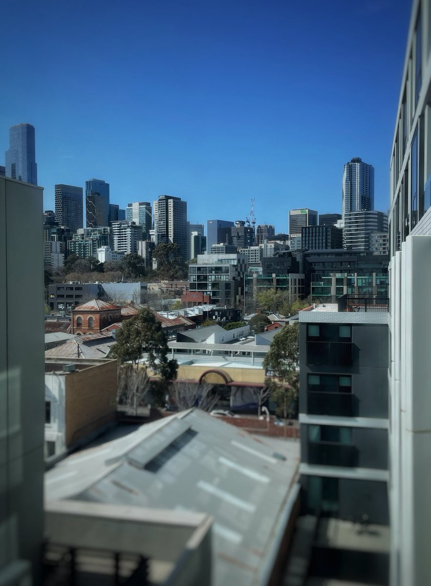 Melbourne_says's tweet image. What a beautiful day is it today. ✊🏼

Damn yeah, love this #Melbourne
