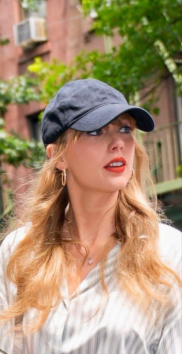 Taylor Swift Photos (@swiftupload) on Twitter photo 