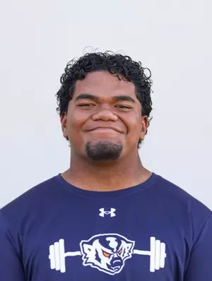 <a href="/SekopeW/">Sekope Wallace</a> <a href="/irae_leilua/">Irae Leilua</a> C <a href="/Maile_Fonua52/">Maile Fonua</a>  6’3/305
- Started center and RG this season
- 4 for 3 December grad
- hudl.com/profile/160225…
