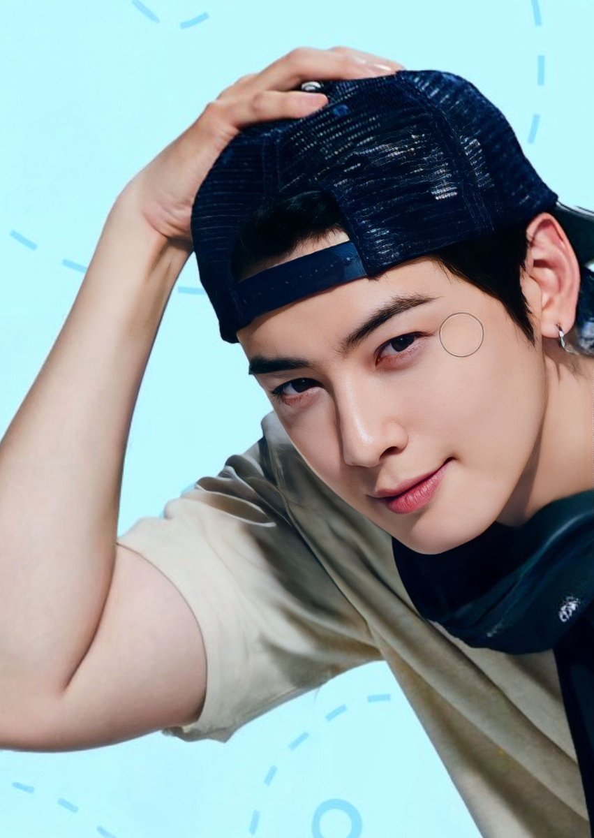 eunwoo_art's tweet photo. We have visuals: DJ YEONMIN in da house 

#CHAEUNWOO #thefirstride https://t.co/jIm5D0XZqK