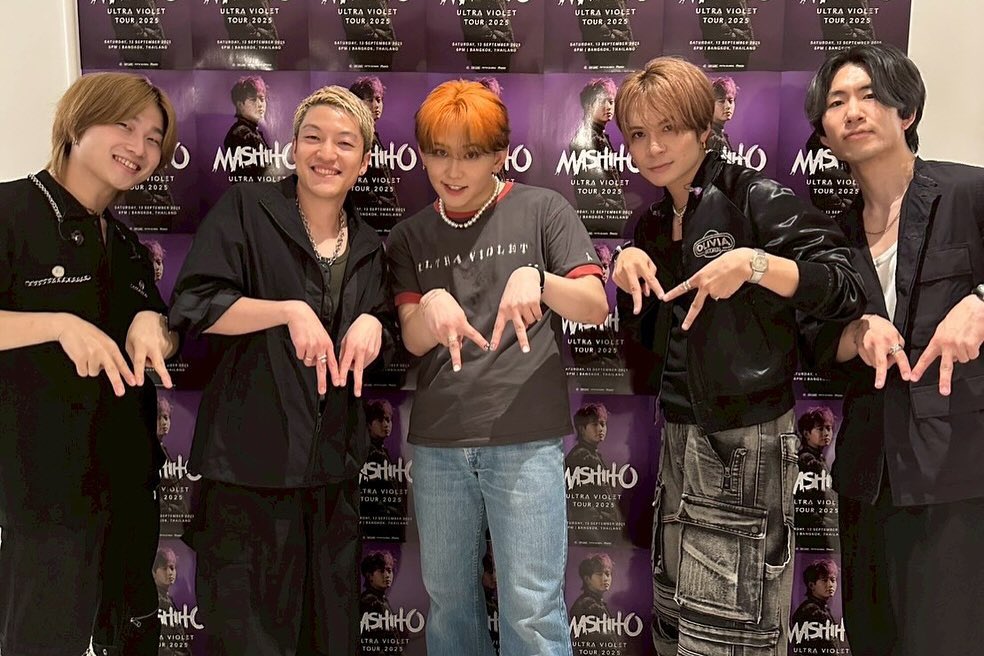 mashiho_th's tweet image. #มาชิโฮะ IG Update 17.09.2025 

“ULTRA VIOLET TOUR 2025” in Bangkok🇹🇭 การแสดงในประเทศไทย ในทัวร์คอนเสิร์ตเดี่ยวครั้งแรกของผมก็ทำให้เป็นการปิดทัวร์ที่สุดยอดมากเลยครับ

🔗 instagram.com/p/DOs7EzREXBD/…

#MASHIHO #マシホ  #ULTRAVIOLETTOUR2025INBKK #WelcomeMashihoToBKK  @MASHIHO_IB