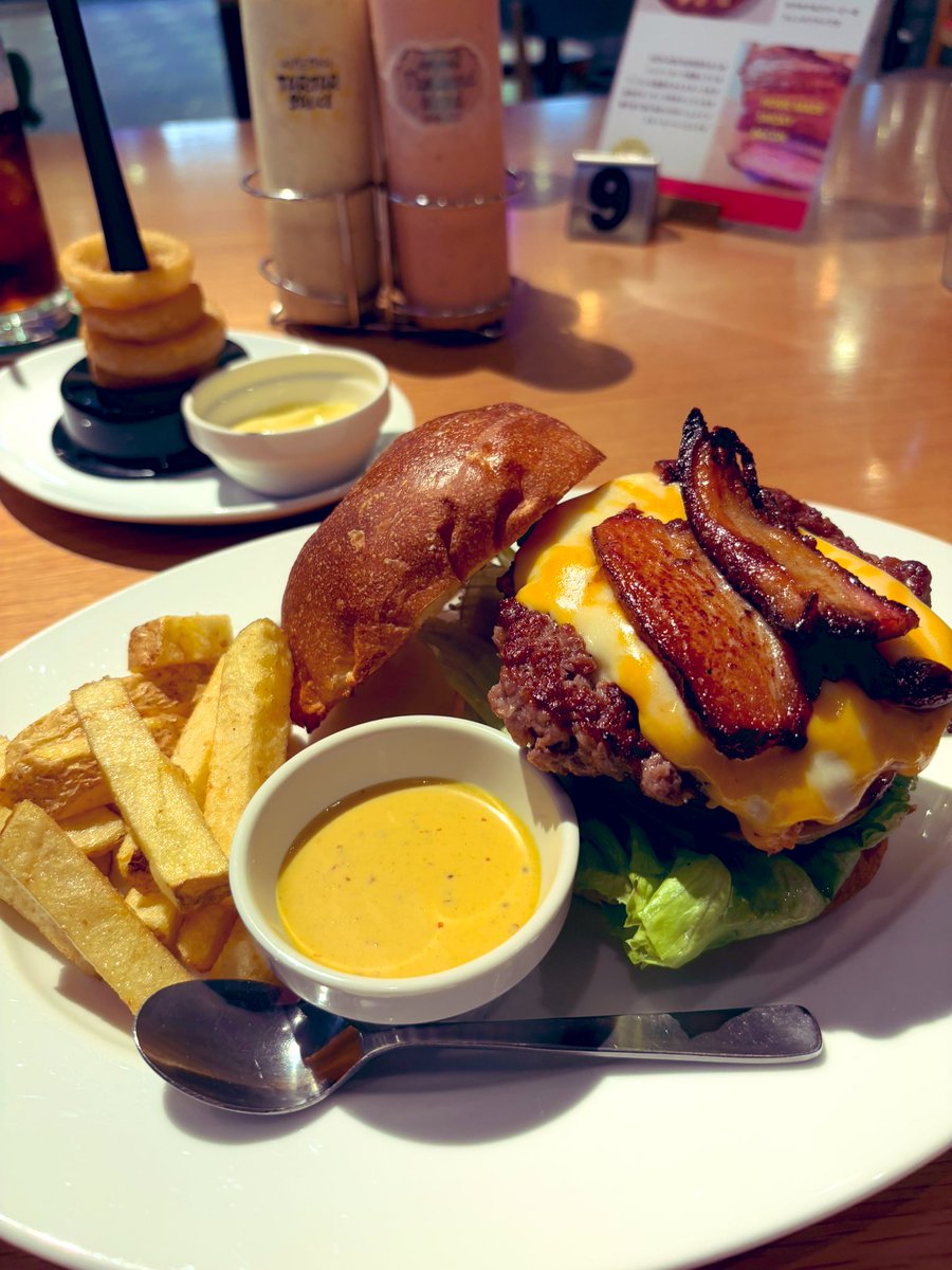 9月18日（木） おはようございます。 本日も通常どおり昼夜営業いたし