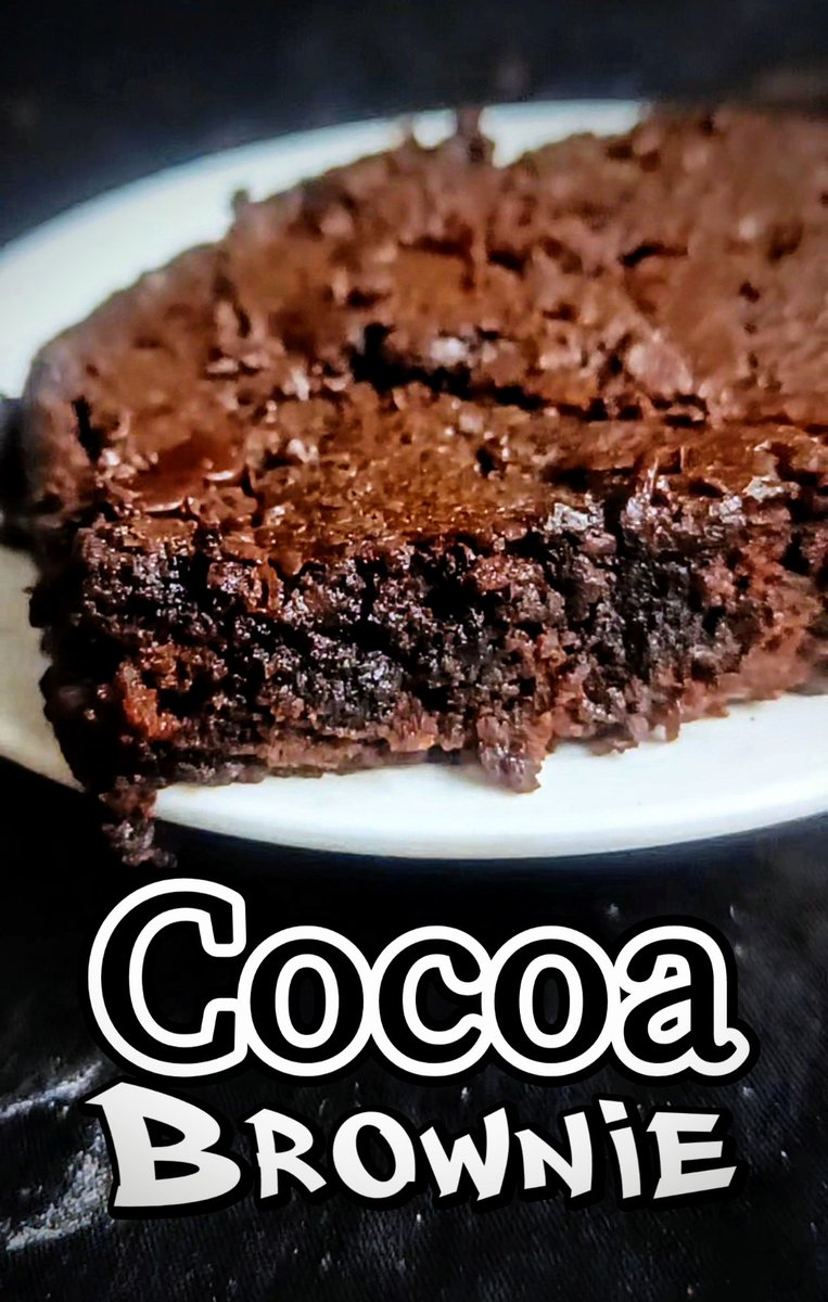 feast_queen's tweet photo. Fudge brownie 
https://t.co/z2c98ccow1
Chewy, fudgy, and irresistibly rich—this brownie melts in your mouth with every bite. 🍫✨

#feastqueen #foryou #feastqueenofficial #recipe #brownie #brownielovers #browniecake #fudgebrownies https://t.co/oKij7oCuDX