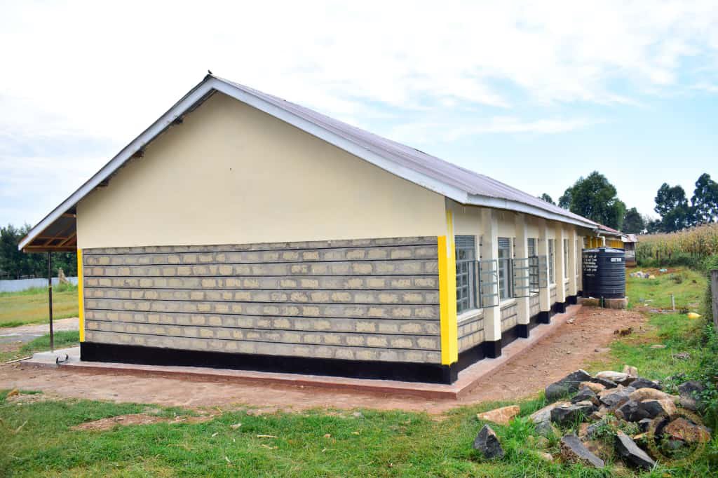 InnocentMugabe's tweet photo. Construction of two modern classrooms with terrazo flooring and ceiling boards at Brigidier Musonye primary school is progressing well towards completion.

This is part of our continous investment in school  infrastructure to provide better learning environment. https://t.co/VlAtqFNxPl