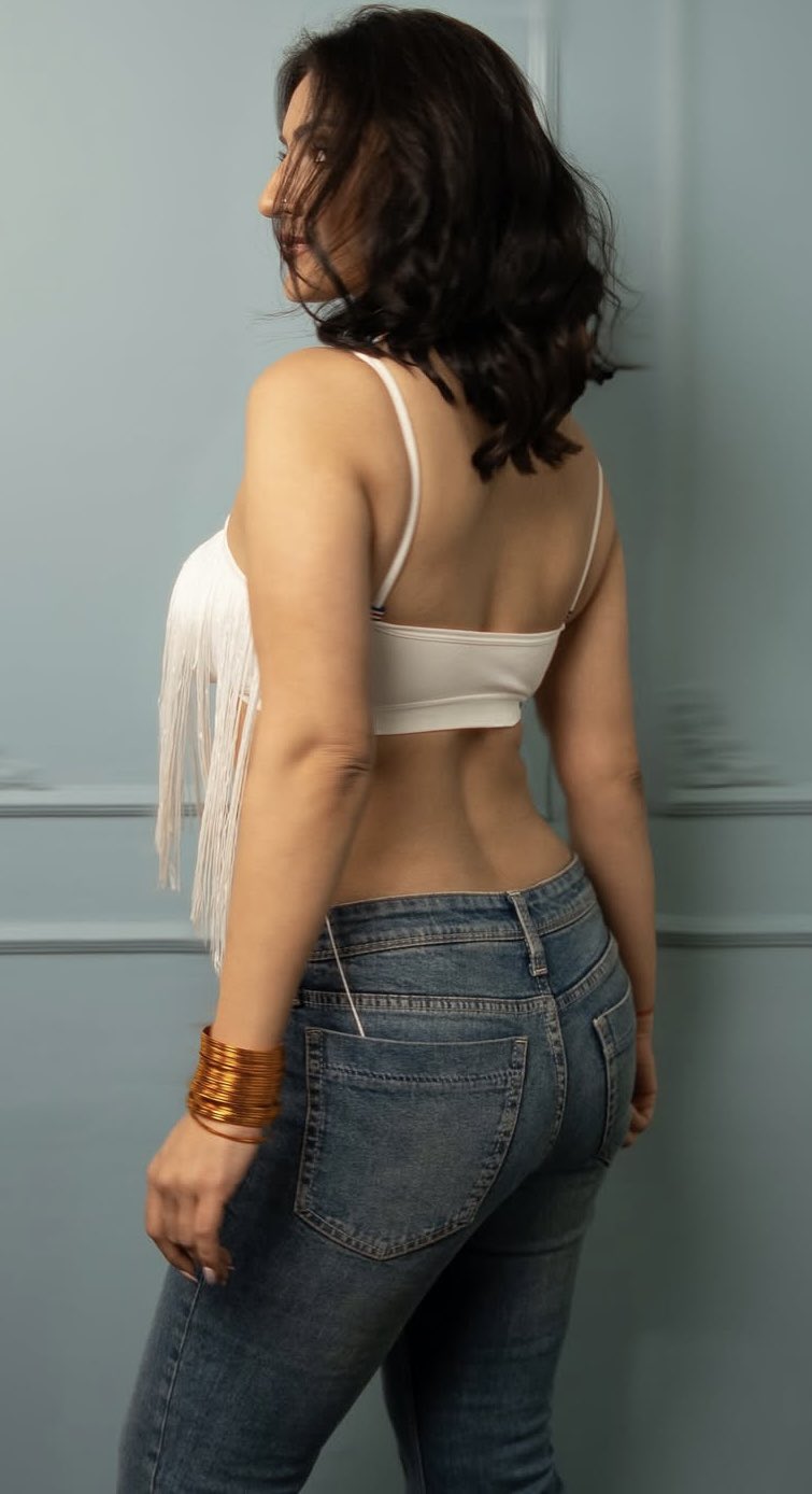 G1G3HRbWwAAMQVB?format=jpg&name=large