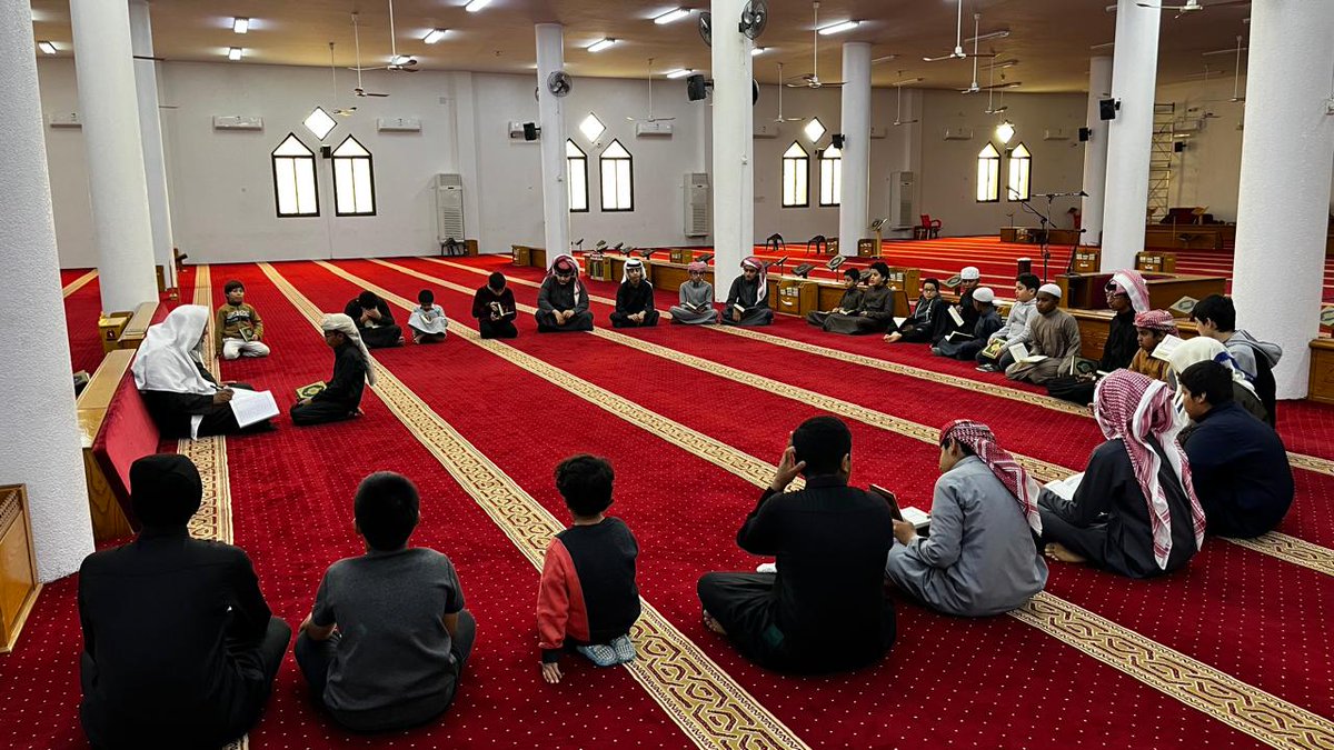 QuranDawaser's tweet photo. مناهج علمية متخصصة، كوادر مؤهلة لتعليم القرآن الكريم، حلقات قرآنية مُيسرة لتسهيل حفظ القرآن وتدبر معانيه.
♦️بصائر.. الريادة في تعليم القرآن.
#القرآن_الكريم 
#خاتم #إجازة #بصائر
#اليوم_الوطني_السعودي_95 https://t.co/ow52jPZsK9