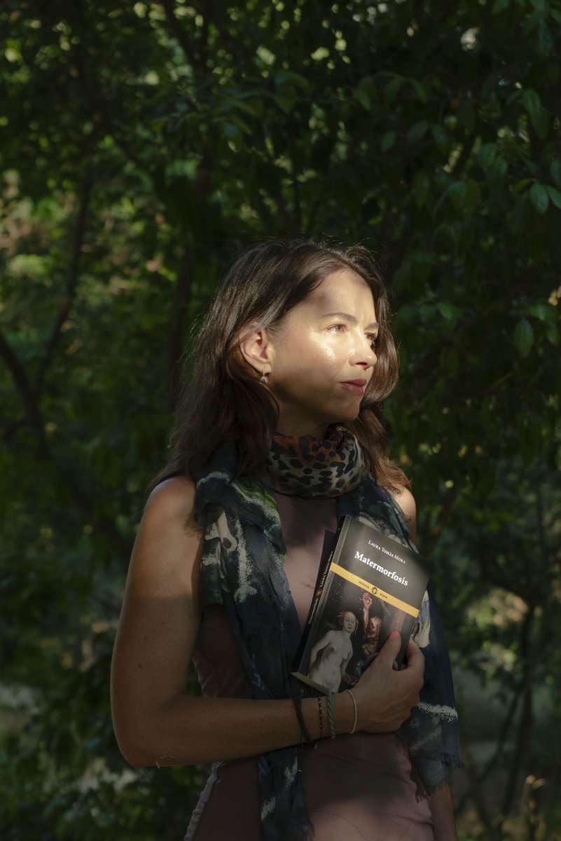 Aquesta autora tan trencadora, misteriosa i plena d'idees (que sap presentar sota formes interessantísimes i de manera tremendament eficient), serà avui al matí a la ràdio amb el <a href="/gabrielfercoy/">Gabriel Fernàndez</a>.  Segur que no només parlaran del llibre 'Matermorfosis'.

Foto: Laura Gálvez-Rhein.