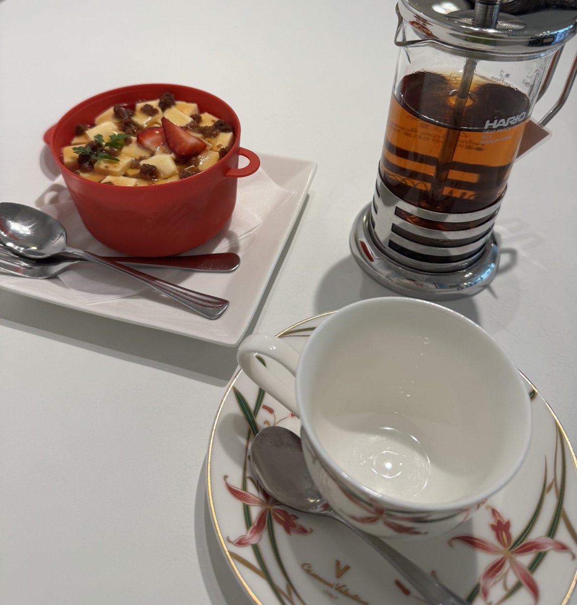 麻婆豆腐に見えるけどプリン😻
お、い、し、い😋
次は、カツ丼かラーメンのプリンを食べたいな😽
UN.DONPURI（福知山市）