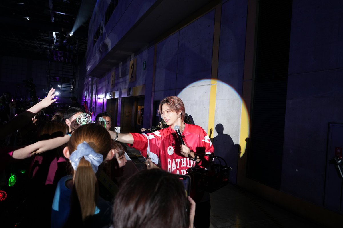 NO PREPARE ー First Trip ー
#ノンプリ浜松 やまとのオフショット公開❤️

／
🎫#ノンプリ愛知
オフィシャル最速先行受付は【本日23:59まで】
＼

お申し込みは▶︎w.pia.jp/t/noprepare/

コムドット初の全国ツアーの最終公演🏟️
みんなで盛り上がりましょう！