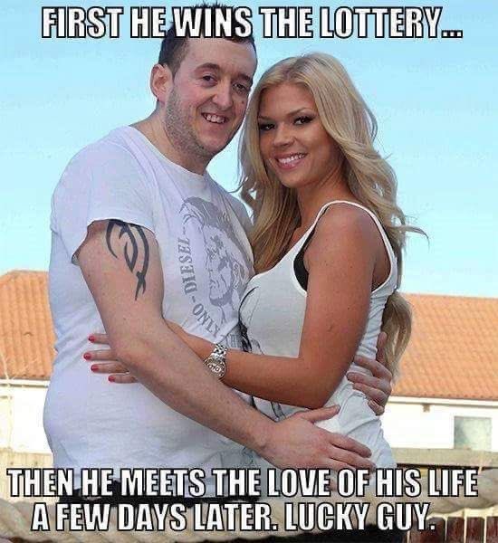 CarolJeffe8091's tweet image. #WordsThatIIdLikeToHear
You've won the lottery😂😂