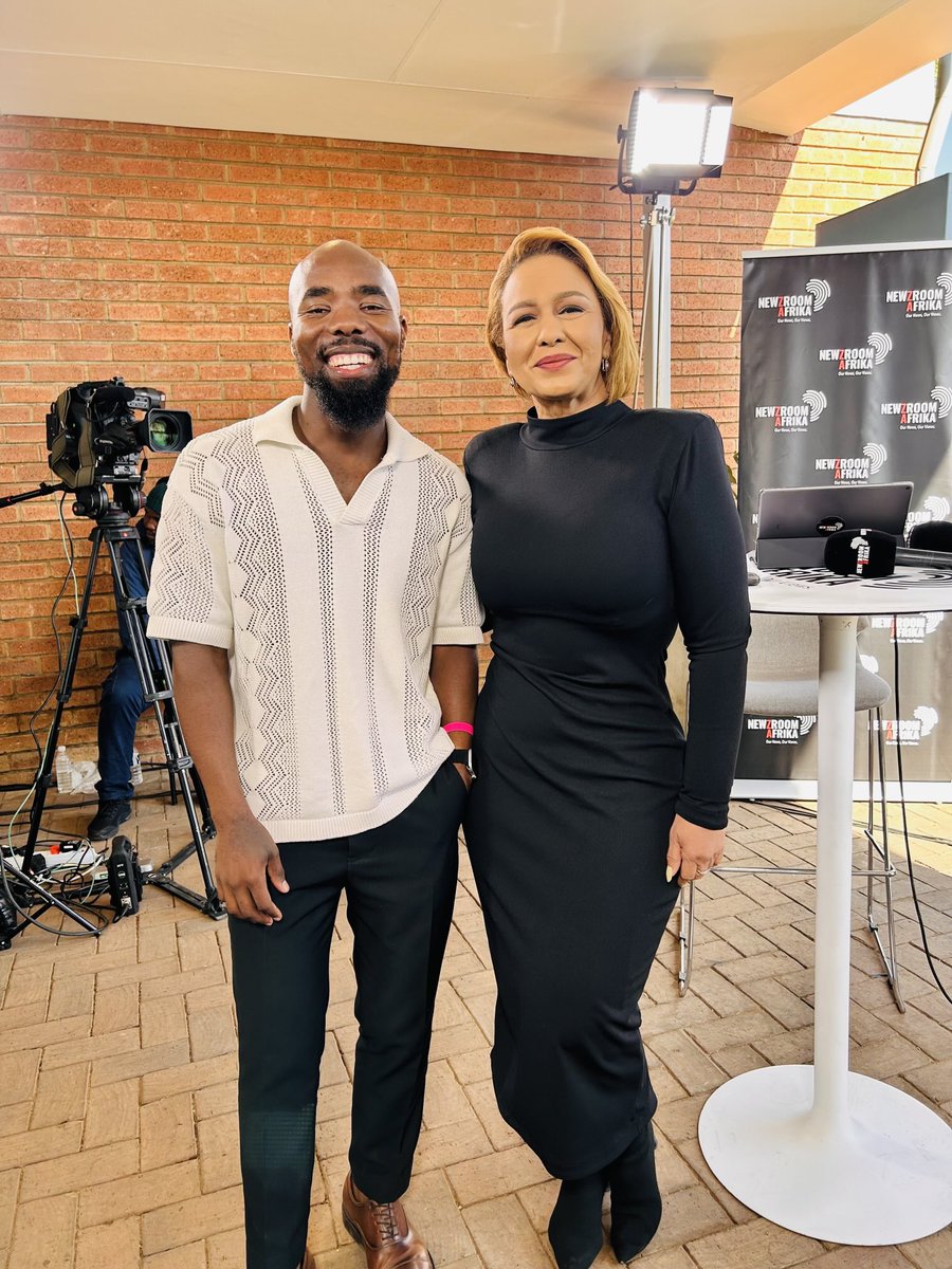 imanrappetti's tweet photo. Working with my wonderful producer ⁦@lukhona_⁩ and Eldred De Klerk on day two #MadlangaCommission as ⁦@Newzroom405⁩ continues its rolling coverage. ♥️ https://t.co/a0NwhFkYh3