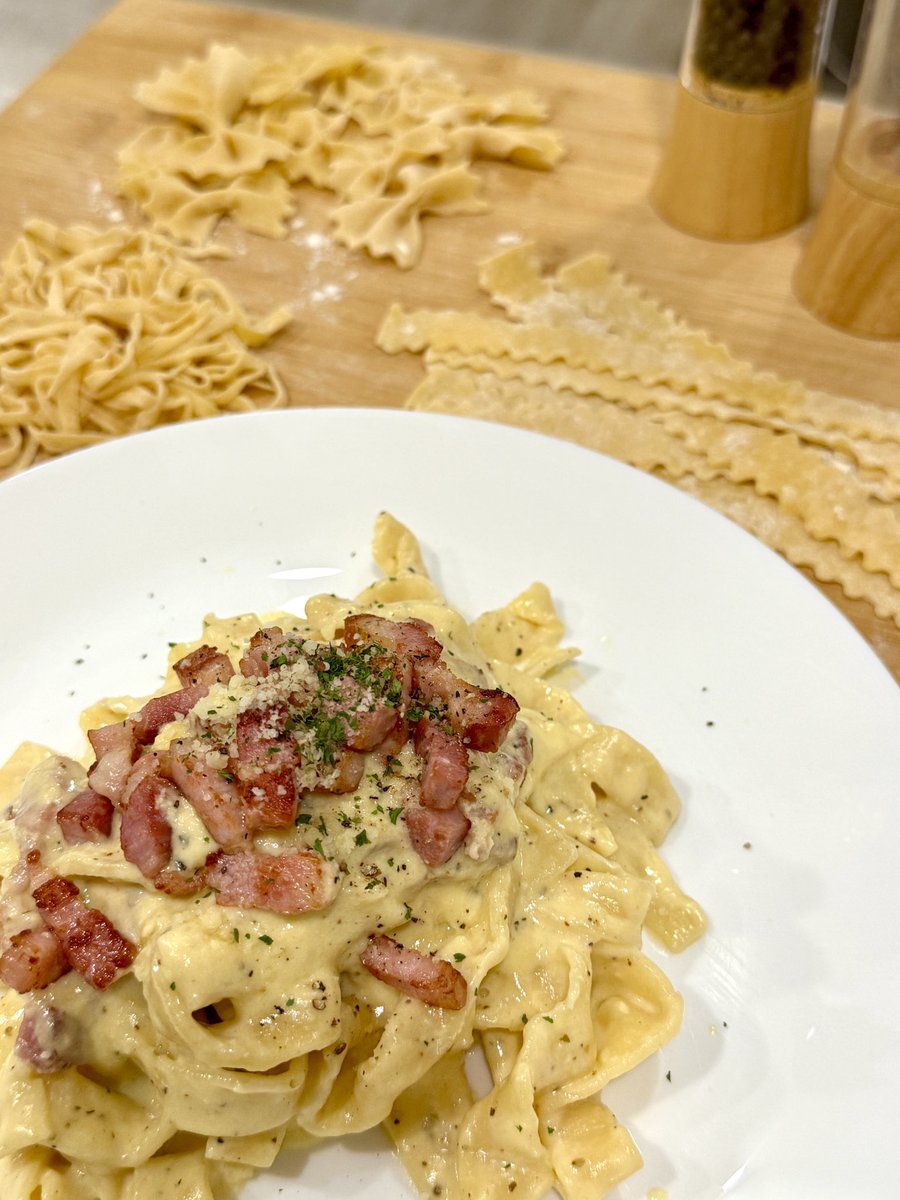 pamplumpy's tweet image. ว่างไม่เคยได้เลยยยยย😊

จีบได้ทำคาโบนาร่าเป็น 55555