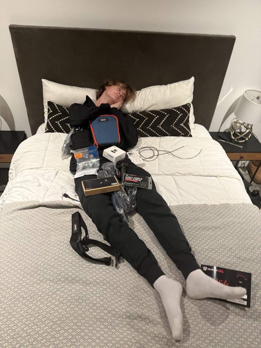 Just got back to LA and wunna take the time to thank <a href="/pumpdotfun/">pump.fun</a> for everything they do. I have shown and even gotten so many people on board to this platform and none of this would be possible without all of you

Stream just got a major upgrade 😈

$DIDDYBOP ain’t goin no where