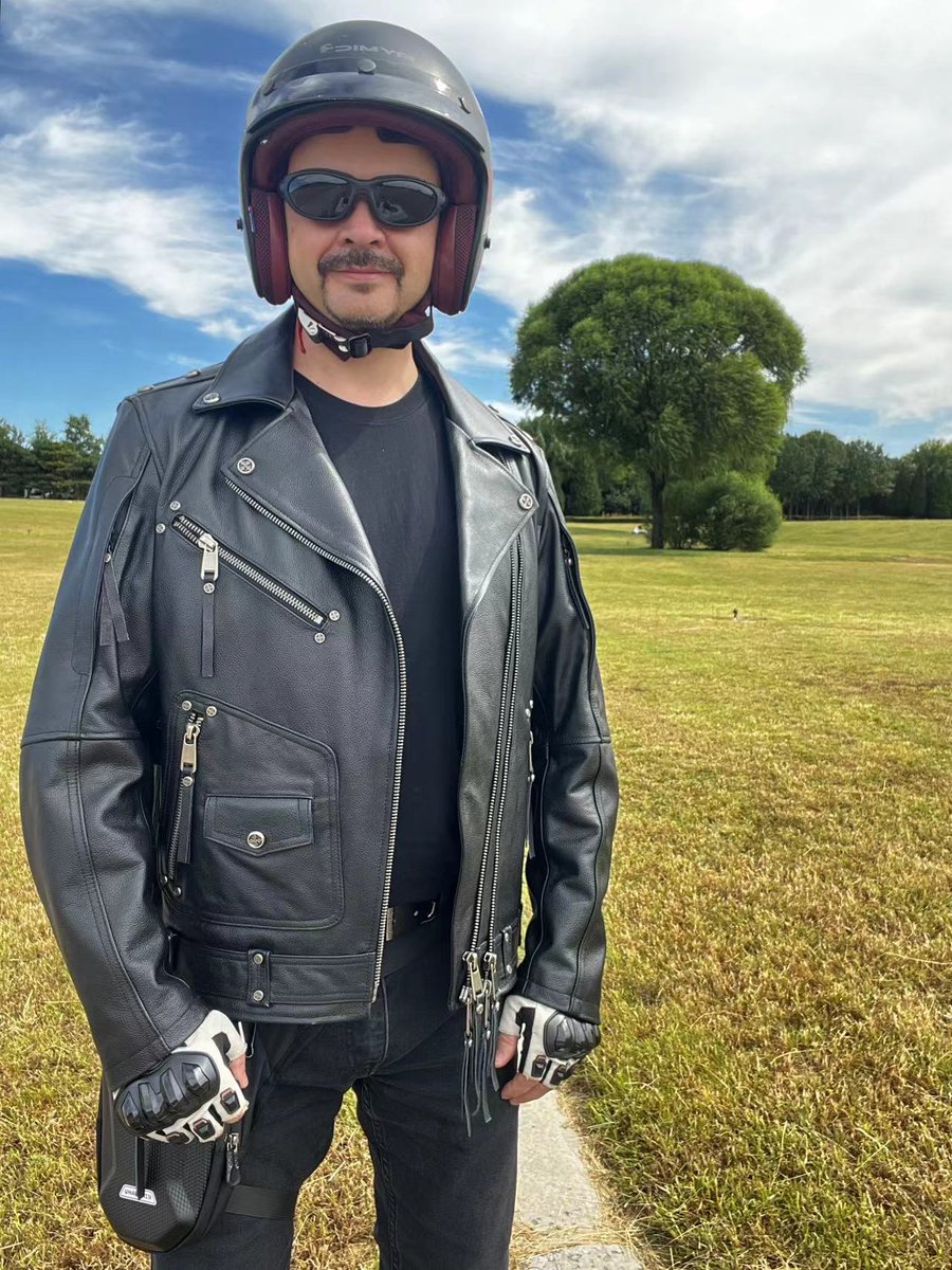 avkopysov's tweet photo. Пекин. Осень. Мотобудни. #Beijing
#Motorbike https://t.co/rs9jYBA38T