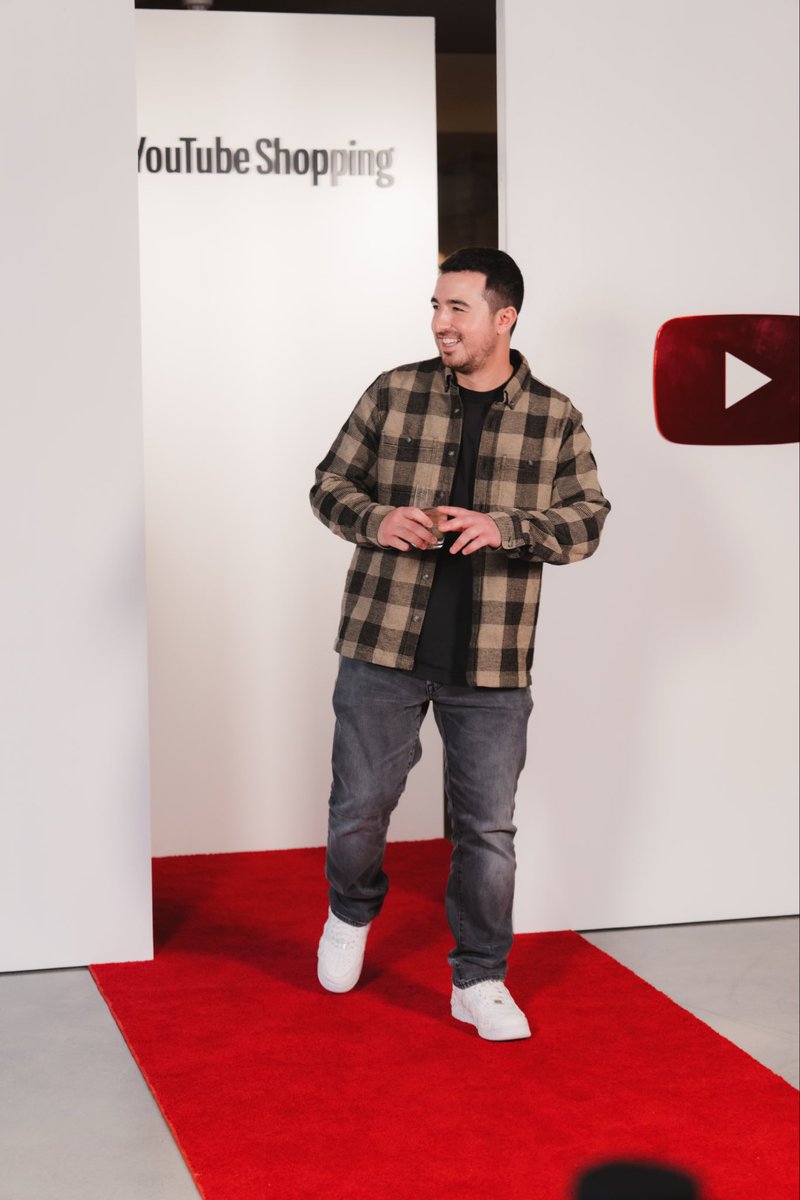 SteveNatto's tweet image. Thank you to @YouTube for inviting me to speak about YouTube Shopping last week🛒