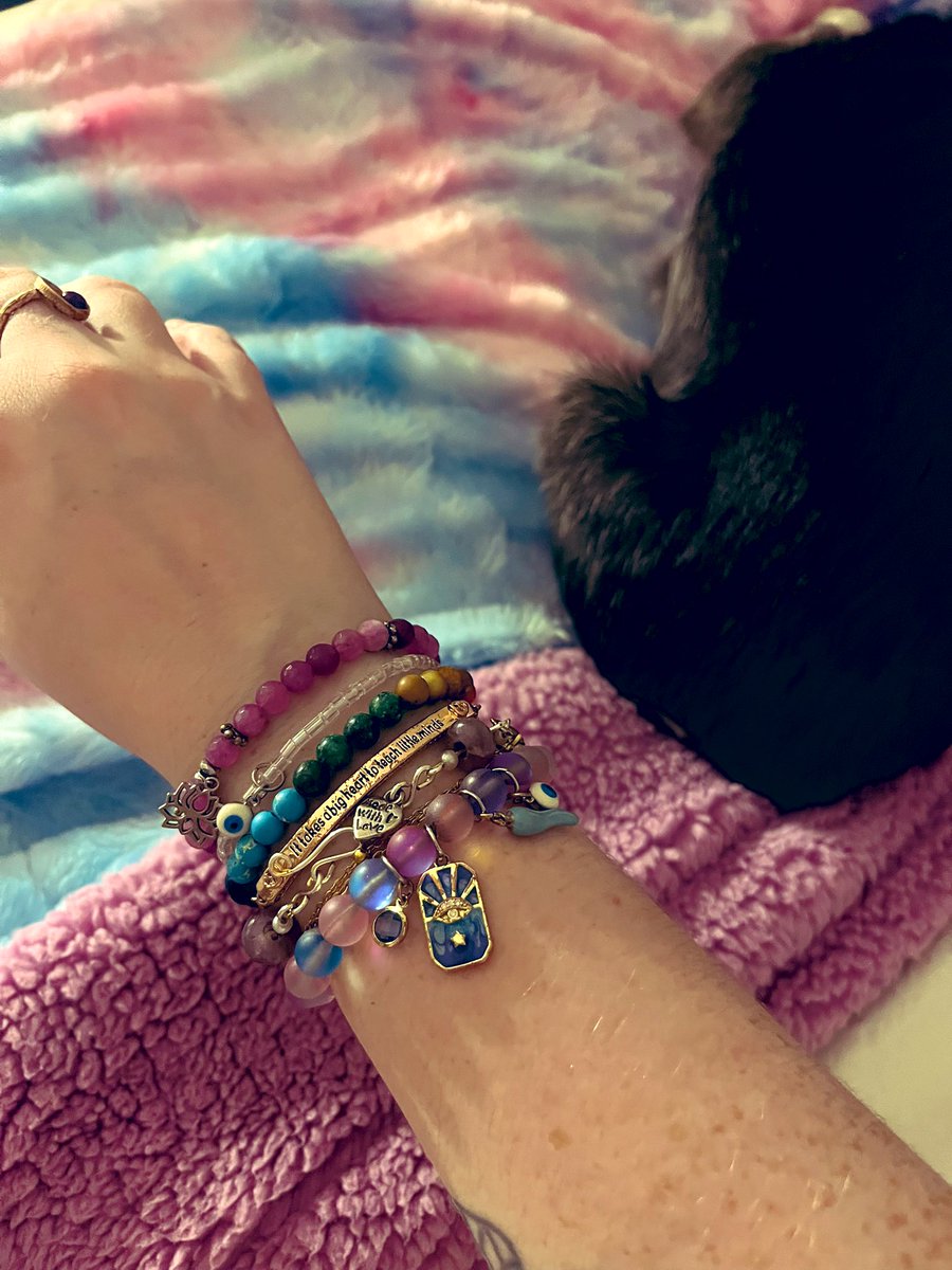 itsabbybee17's tweet photo. I just…really like pretty colourful bracelets (and jewelry in general lol), okay!!?!?!?? 🫠😭💖 https://t.co/PG235O9PVD