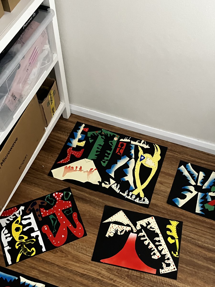 この度、イギリス出身で現在はオーストラリア・シドニーを拠点に活動するアーティスト／イラストレーター Chris Harnanの個展を開催します。

Tokyo Book Launch &amp; Art Exhibition For “BIG POOL” by Chris Harnan
2025年9月19日(金) - 10月4日(土)
ccommunee.com/blogs/exhibiti…