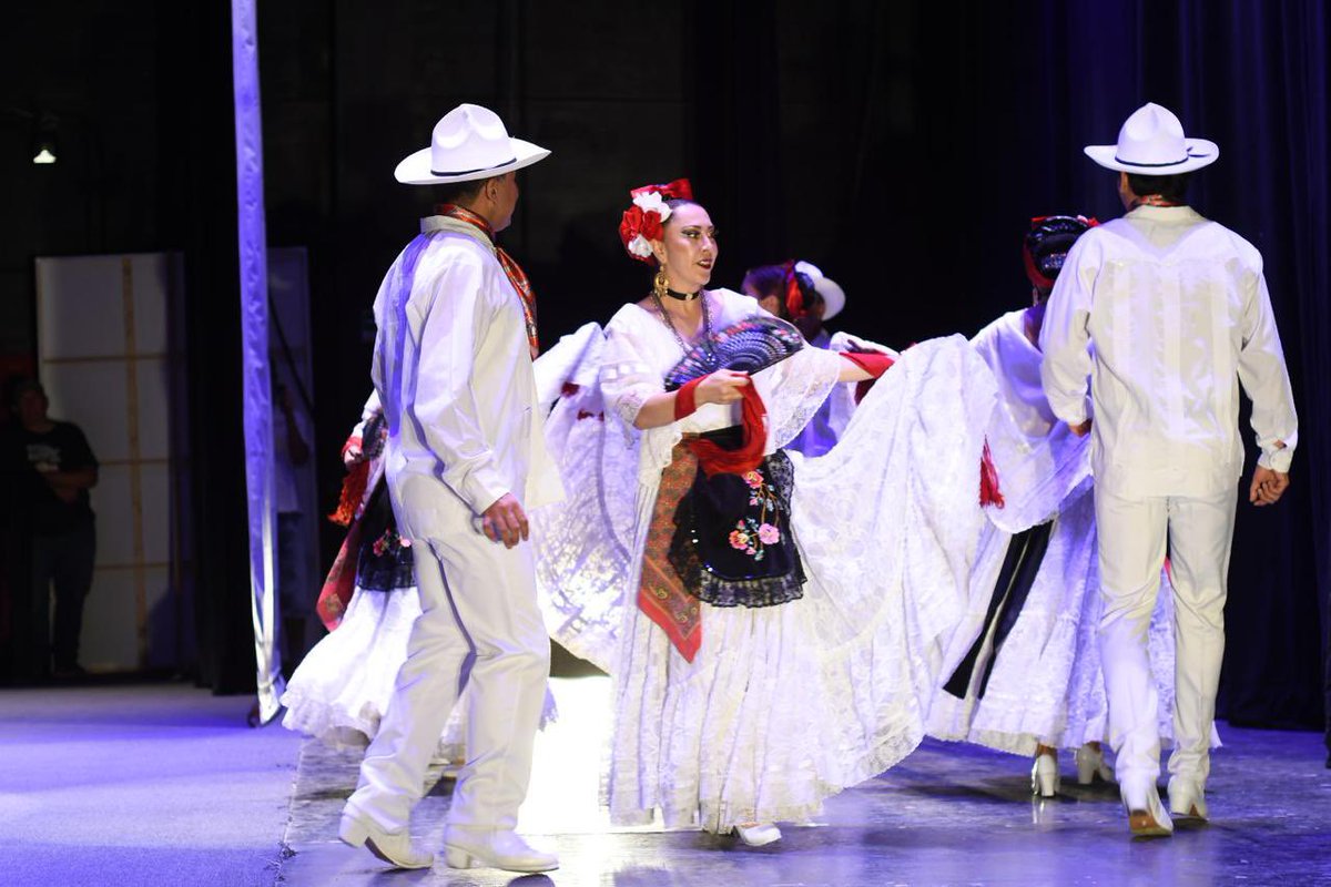 Hoy presentamos ante los medios el próximo Festival de las Culturas, un espacio para celebrar la diversidad, compartir tradiciones y fortalecer la unión entre nuestras comunidades.
Nos espera música, danza, gastronomía y muchas actividades.
 
¡Nos vemos muy pronto!