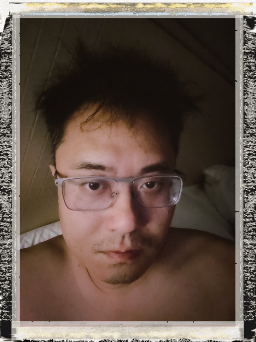 Selfie https://t.co/FFwTMzL3sc