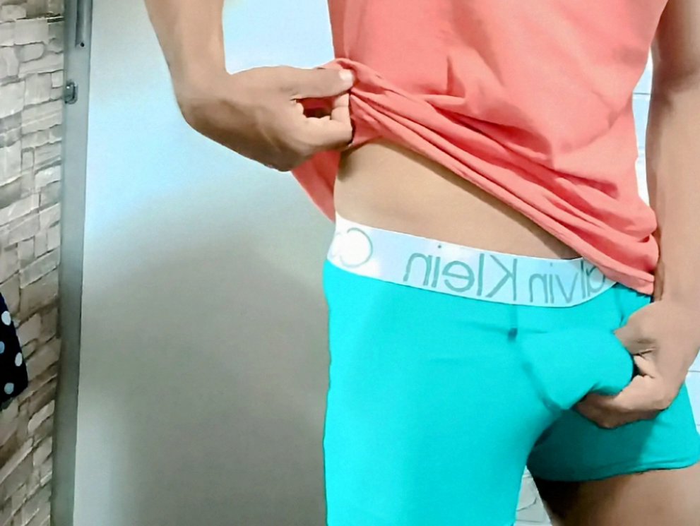 Noche 🌃 modo hot 🔥 ando