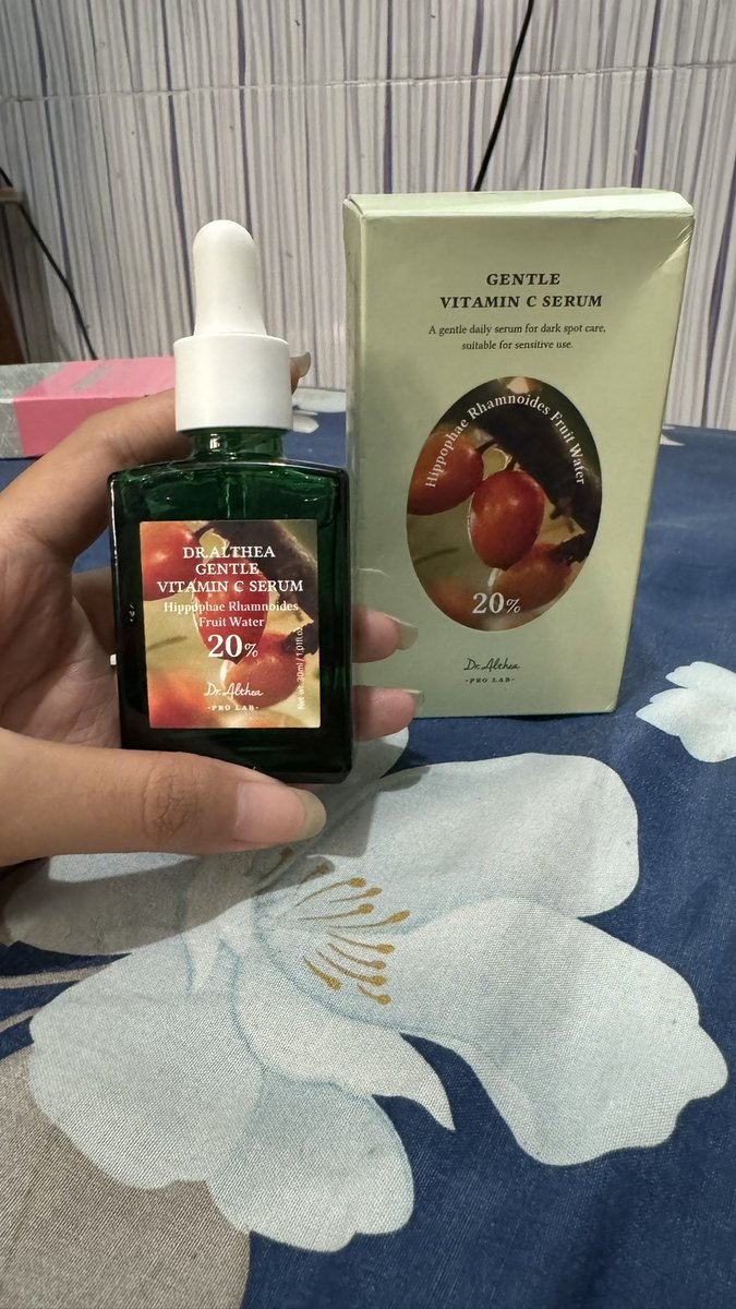 aurorabcdd's tweet photo. details per item👇🏻
🔖gentle vitamin c serum dr. Althea
exp: 11/10/2027 https://t.co/DgFHTSKuvX