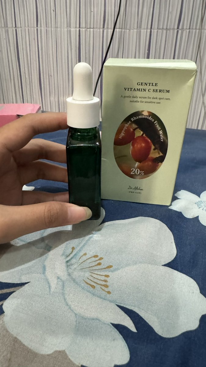 aurorabcdd's tweet photo. details per item👇🏻
🔖gentle vitamin c serum dr. Althea
exp: 11/10/2027 https://t.co/DgFHTSKuvX