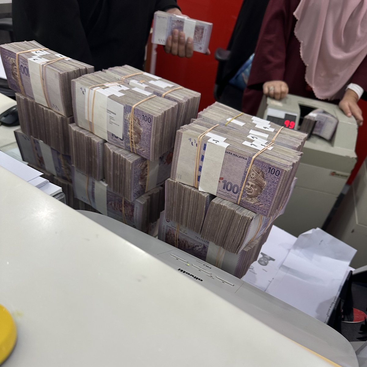 Ashraf4riff's tweet photo. Thanks, @datukhensem. https://t.co/LzYaCiFTNW