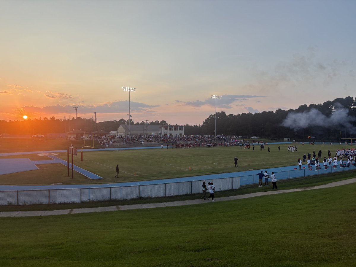 ABSOLUTELY STUNNING!!  <a href="/TMobile/">T-Mobile</a>, that remodel could make it Really Shine!!   #FN5GL #Sweepstakes #CowboyUp