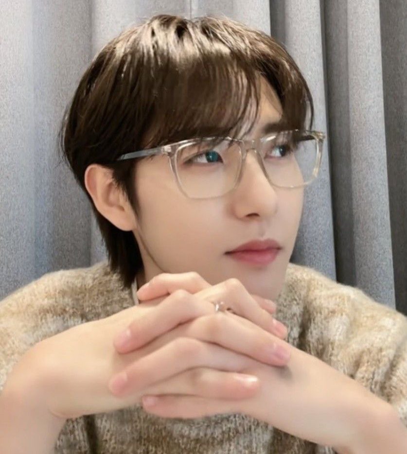 31x04dwahhx's tweet image. ขอแนะนำฟิคแจมเหรินรุ่นลูกจากเรื่องสงกรานต์ —ไทยศวร(จม) หนุ่มไทบ้าน อีสานแท้ เมะลูกหมารอยสักเต็มแขนแต่บ้อกแบ้กอ้อร้อตามจีบพี่คนสวยไปวันๆ พี่คนสวย=พี่น้ำ(อจ) เข้าใจคำนี้อย่างถ่องแท้ "เหนือเคะยังมีเมะลูกหมา" แอบ based on true storyคู่นึงนิดหน่อยนะ ถ้าพี่โมโหก็มองหน้าผมดิ ผมหล่อ🥺