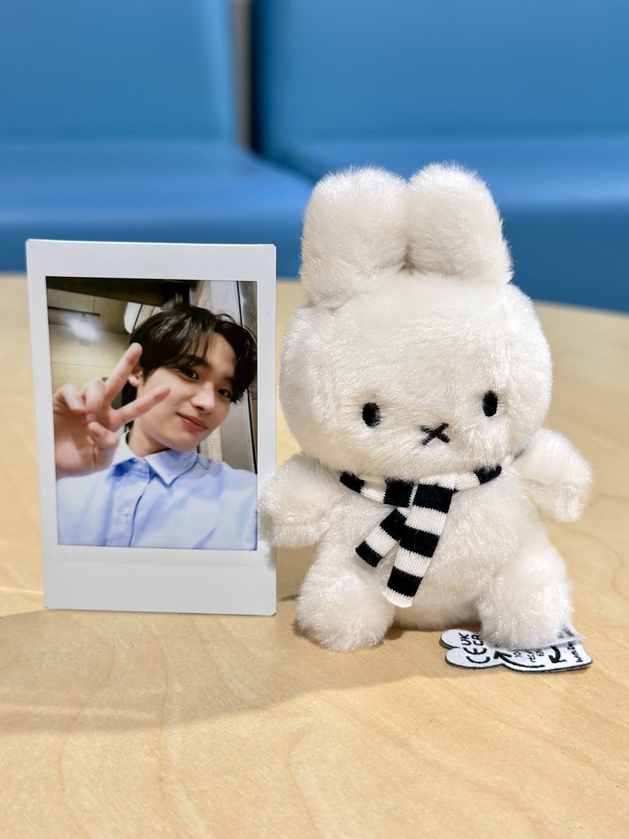 ods297's tweet photo. hello little one 🐰 이종혁 https://t.co/0ByUSw2etf