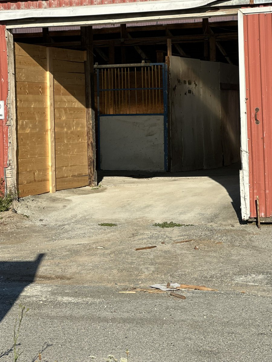 At Mon nights council meeting, we heard “what I did this summer” from <a href="/SurreyMayor/">Office of the Mayor</a> - cut ribbons, hired new MGMT, ugly potato’s etc. Zero mention of 100’s of jobs lost when she terminated the Fraser Downs race season with out notice or explanation to <a href="/HRBC4/">Harness Racing BC</a> #whatsthehurrysurrey