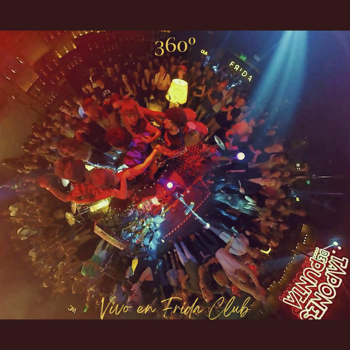 Ya esta DISPONIBLE el nuevo EP en vivo!!
Es un fuegoooo. show en formato 360º circular
youtu.be/o3OgDYUFcBQ?si…