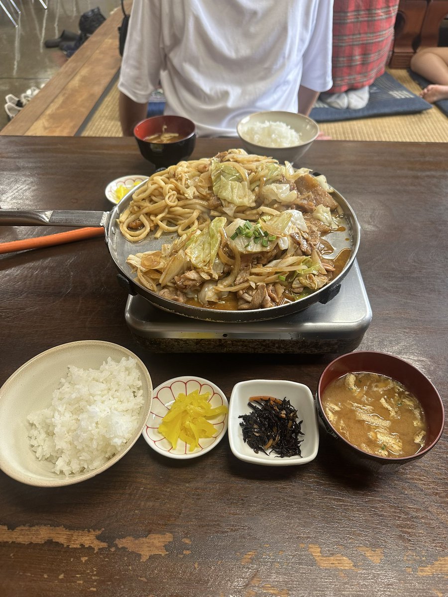 飛騨の郷土料理「鶏ちゃん」が食べたくて、下呂市の「大安食堂」さんへ