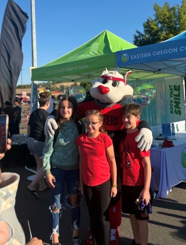ModaHealth (@moda_health) on Twitter photo Pendleton, you really brought the energy today! We had a blast at the #RipCityRally & loved seeing all of you at the City Fair. A big THANK YOU to Mayor McKennon McDonald for the warm welcome. Together, you made today unforgettable! Go to trailblazers.com/ripcityrally to learn more. Pendleton, you really brought the energy today! We had a blast at the #RipCityRally & loved seeing all of you at the City Fair. A big THANK YOU to Mayor McKennon McDonald for the warm welcome. Together, you made today unforgettable! Go to trailblazers.com/ripcityrally to learn more.